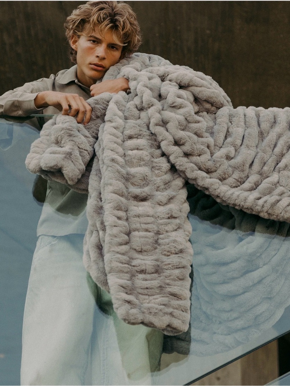 Lola Blankets/Silver Linings/Faux Fur Throw/Blanket/Size L/NWT/NIB/SEALED! NEW!
